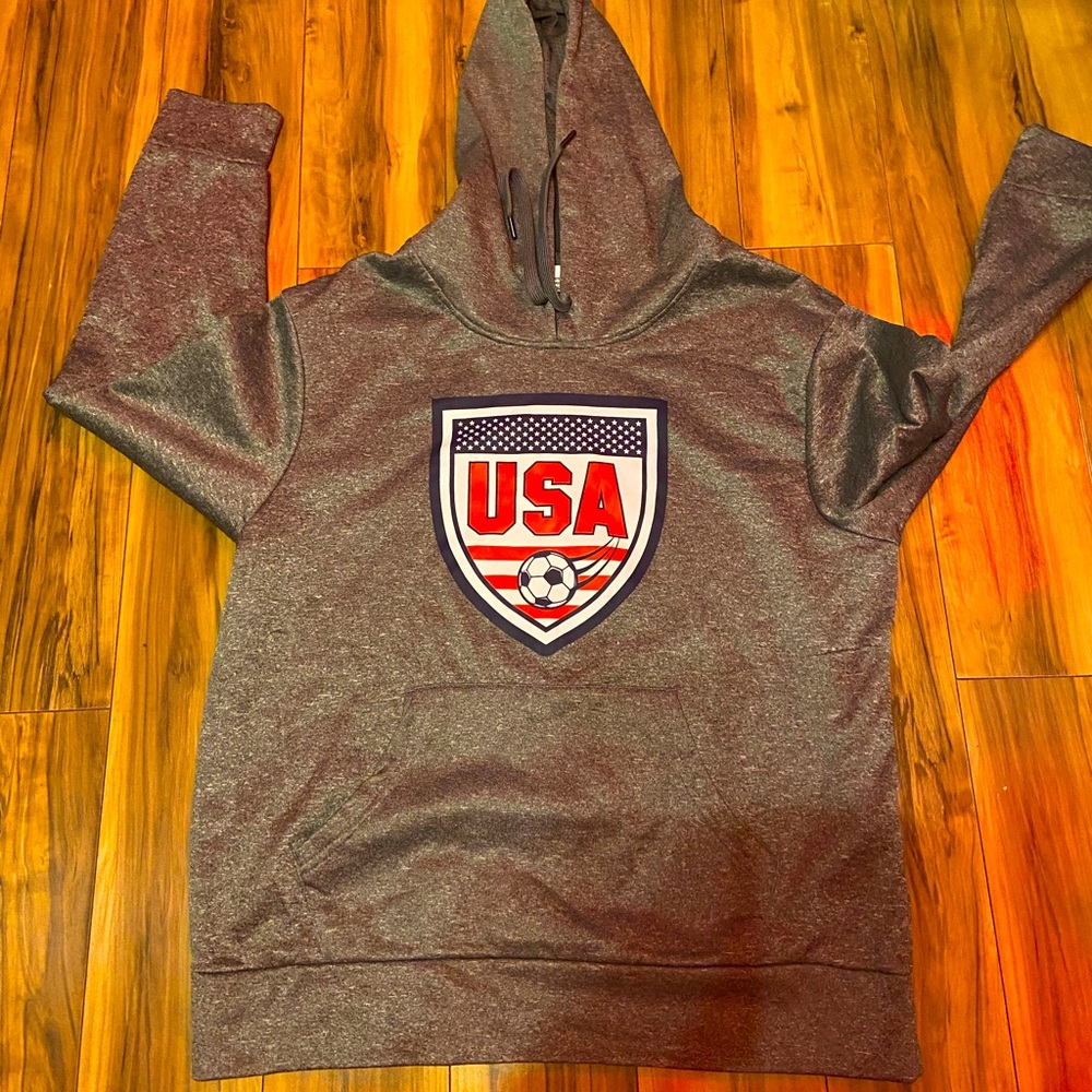 Gray USA Men's Hoodie Sweater size L, fits like a M/L